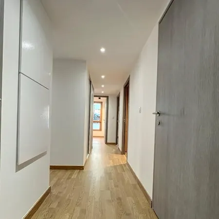 New, Mountain View, Terrace 26m, 8 People Appartement