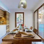 New, Mountain View, Terrace 26m, 8 People Apartment *