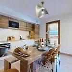New, Mountain View, Terrace 26m, 8 People La Plagne
